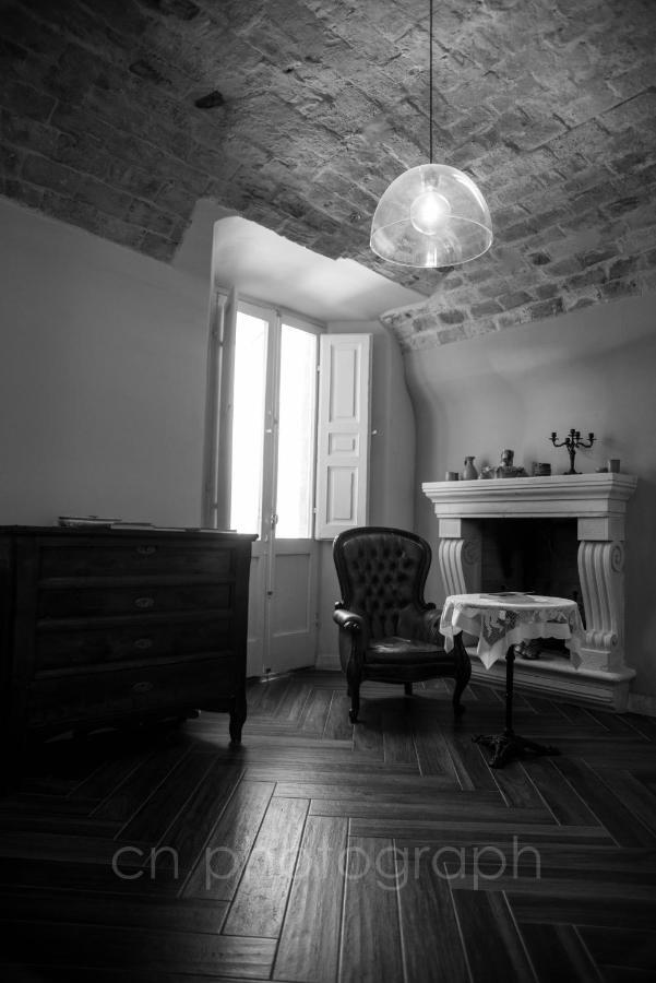 La Dimora Del Falconiere - Luxury Suites Sulmona Exterior photo